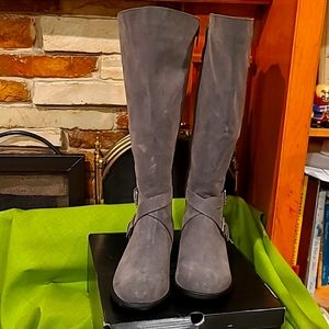 Brand new Torrid Suede Riding knee boots!!!!!
